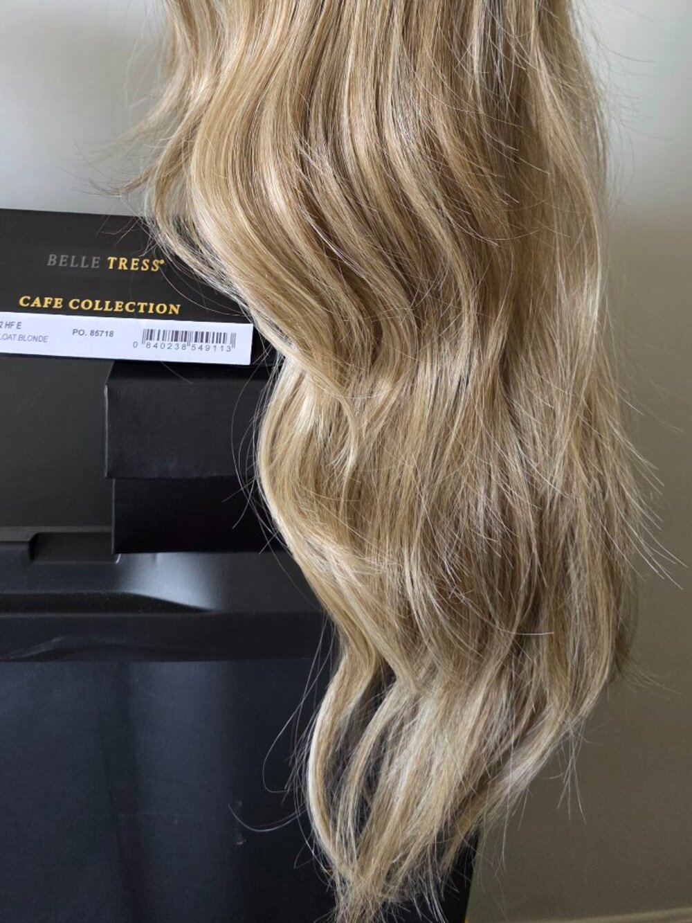 Cafe Collection- Belle Tress, Peerless 22 HF E Version Wig-ROOTBEER FLOAT BLONDE - Picture 9 of 15